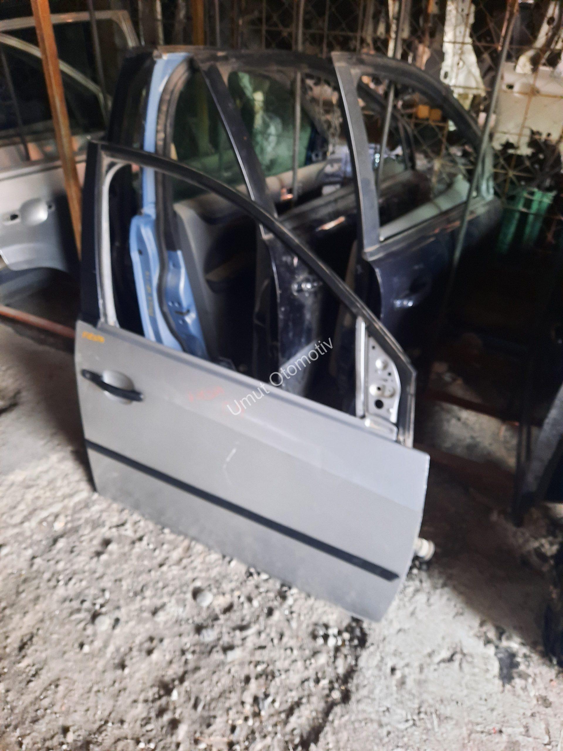 Ford Fiesta 2003-2008 Sağ Ön Kapı Ford Fiesta 2003-2008 Sağ Ön Kapı