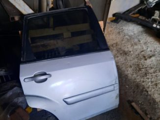 Ford Fiesta Sağ Arka Kapı