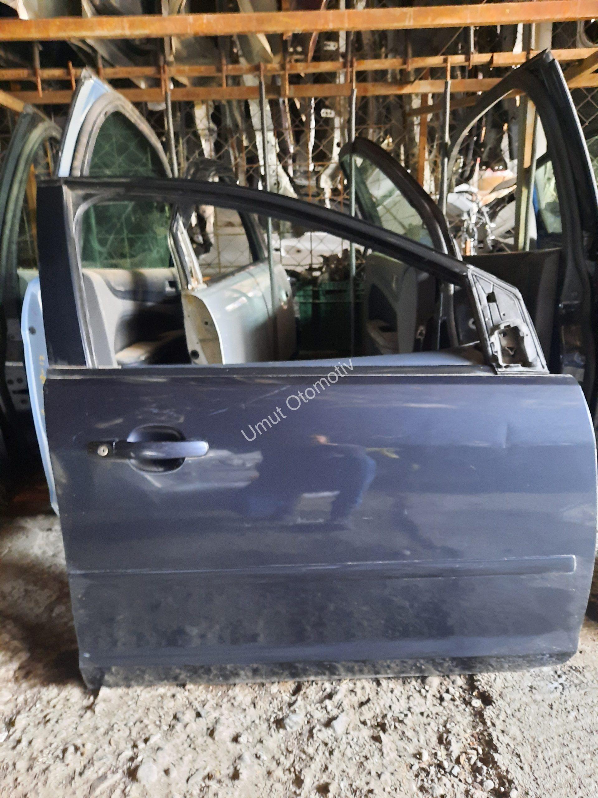 Ford Focus 2005-2008 Sağ Ön Kapı Ford Focus 2005-2008 Sağ Ön Kapı