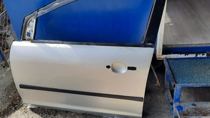 Ford Focus Sol Ön Kapı Ford Focus Sol Ön Kapı