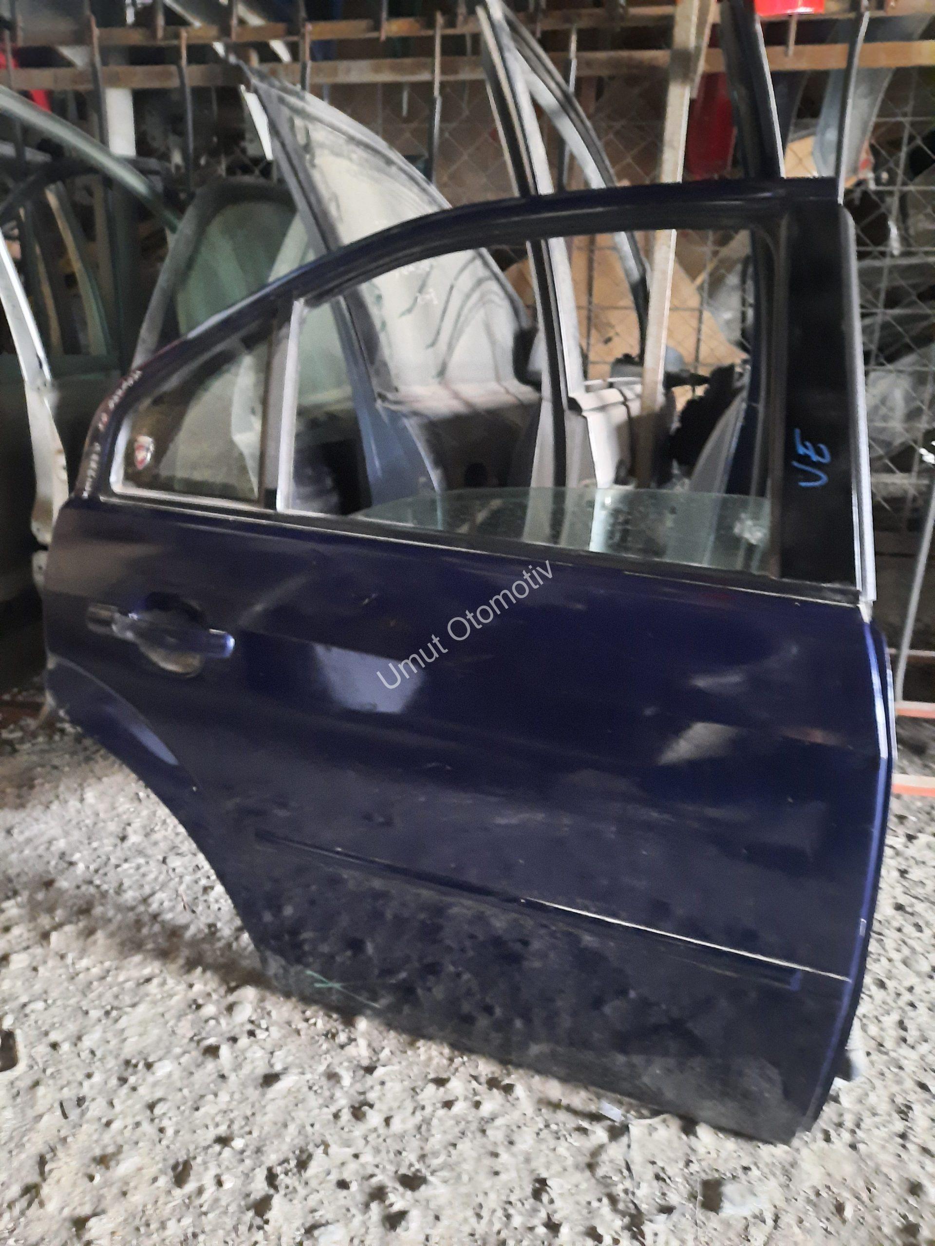 Ford Mondeo 2003-2008 Sağ Arka Kapı