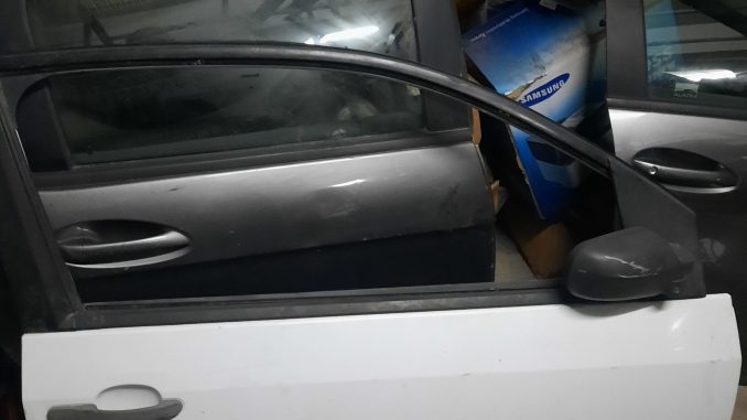 Ford Fiesta Tek Kapı Sağ Ön Çıkma Ford Fiesta Tek Kapı Sağ Ön Çıkma