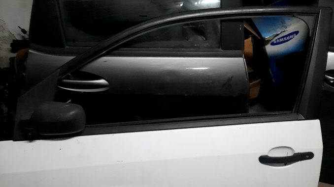 Ford Fiesta Tek Kapı Sol Ön Çıkma Kapı Ford Fiesta Tek Kapı Sol Ön Çıkma Kapı
