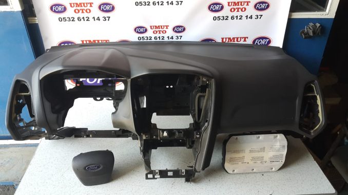 Ford Focus 2011-2018 Ön Göğüs