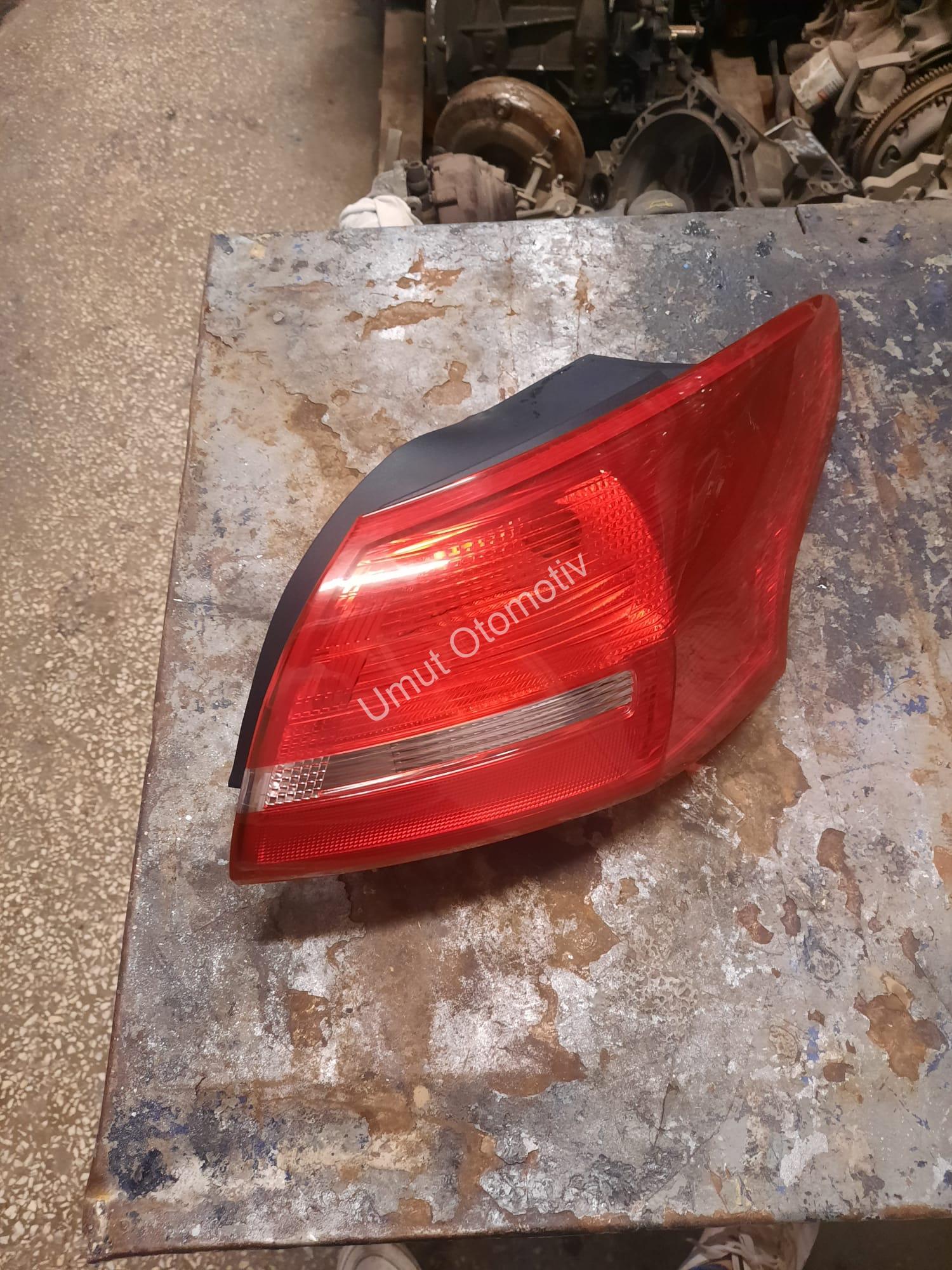 Ford Focus 2011-2018 Sağ Arka Dış Stop Orjinal