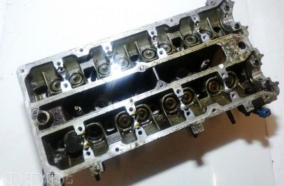 ford-focus-2002-2007-1.6-benzinli-silindir-kapagi-cikma-orjinal Ford Focus 2002-2007 1.6 Benzinli Silindir Kapağı Çıkma Orjinal