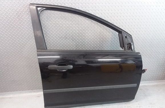 Ford Focus 2004-2007 Sağ Ön Kapı Siyah Orjinal Çıkma